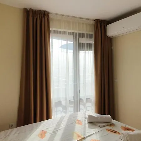 Luxury Ekaterina チェルノモレツ