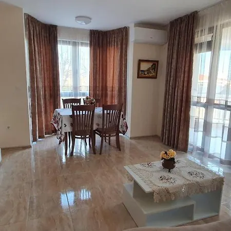 Lägenhet Luxury Ekaterina Tjernomorets